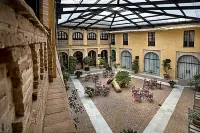 Hotel Alcázar de la Reina