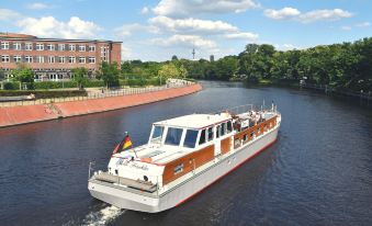 Romantisches Hausboot Große Dachterrasse Gratis Bootstour Sehr Zentral