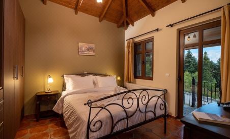 Oreades Suites - Housity