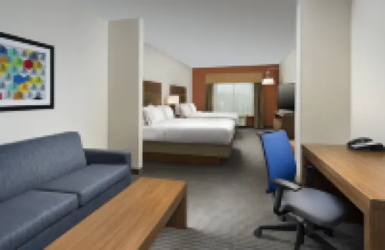 Holiday Inn Express & Suites BAY CITY by IHG
