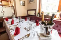 Pension und Brasserie zu Gutenberg โรงแรมใน