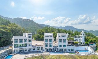 1. 벨르 풀빌라..