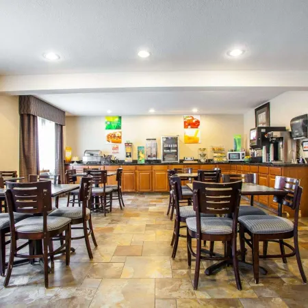Quality Inn & Suites Ankeny-Des Moines