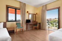 Ramada by Wyndham, Athens Club Attica Riviera