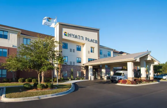 薩凡納機場凱悦嘉軒酒店