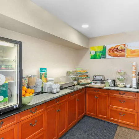 Quality Inn & Suites Oceanside Near Camp Pendleton