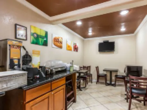 Quality Inn Salinas Hoteles en Salinas