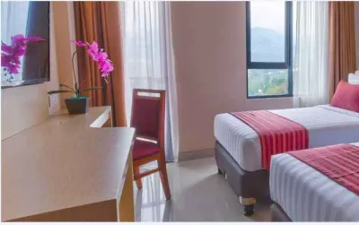 Grand Diara Hotel Hotels in Leuwimalang