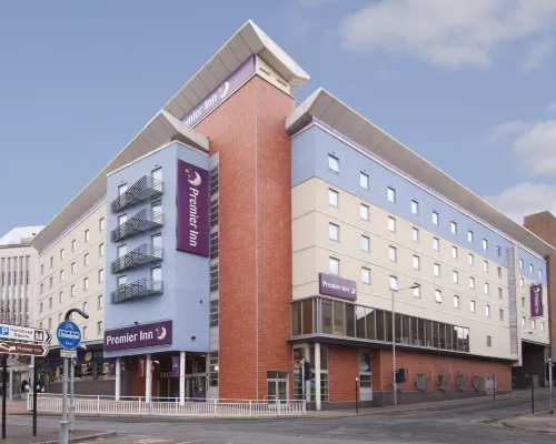 Premier Inn Sheffield City Centre (Angel Street) Hotel di Sheffield