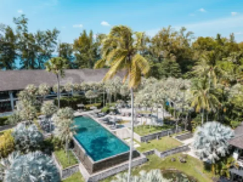 เดอะ ซเลท ภูเก็ต โรงแรมในภูเก็ต