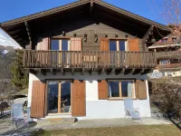 Chalet Phipalo Hotels near La Seya, Sentiers des mille fleurs