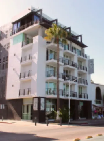 Seven Crown la Paz Malecon