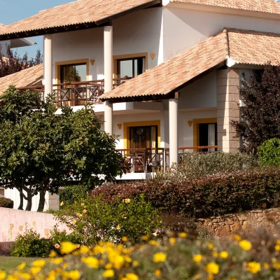 Luzmar Villas Hotels near Ponta Da Piedale