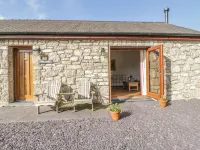 Hen Stabl Hotels near Beaumaris Castle