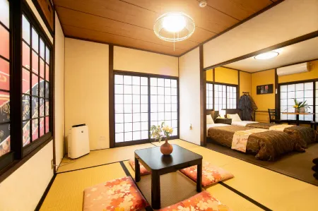 Yufuin Lamp No Yado