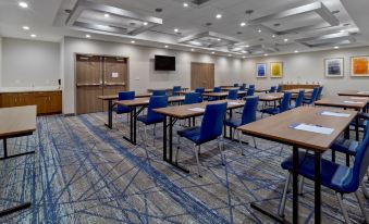 Holiday Inn Express & Suites Huntsville – Space Center