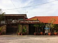 TNT Novelty Vacation House Hôtels à : Hilir Perak