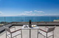 Messinian Icon Hotel & Suites - Ocean View