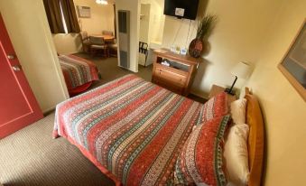 Independence Courthouse Motel - Housity