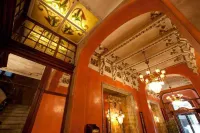 Hotel Nouvel Hotels in Barcelona