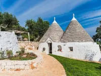 Borgo Canonica Hotels in Cisternino