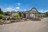 Rodeway Inn Hotels in Middlesex Township