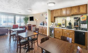 Super 8 by Wyndham North Sioux City