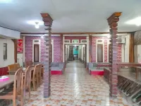 Homestay Nazriel Mitra RedDoorz