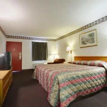 Americas Best Value Inn and Suites Macon