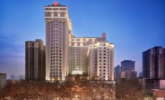 Sheraton Xi'an North City Hotel(Longshouyuan Subway Station Store)