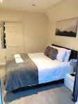 The 22 Hotel dekat Tottenham Hotspur Football Club Training Ground