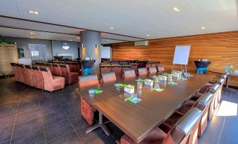 Les 7 Meuses - Restaurant & Hébergements HÔTELIERS - Insolites - Wellness - GÎTES