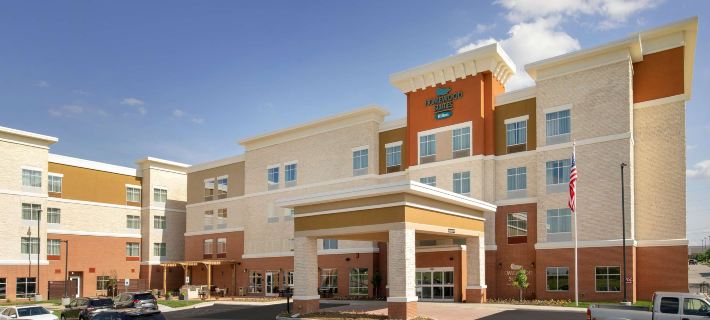 Homewood Suites by Hilton Kansas City Speedway Hotel di Wyandotte County