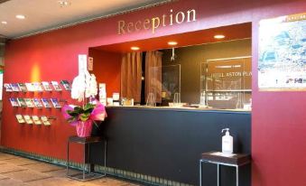 6. Hotel As..