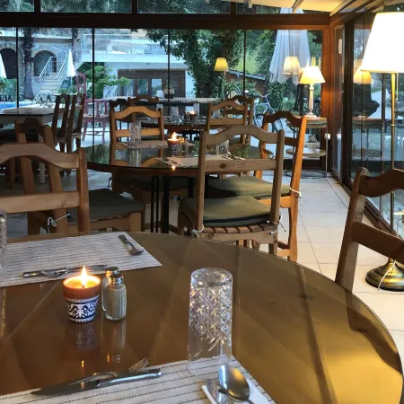 Swiss Eviniz Hotel