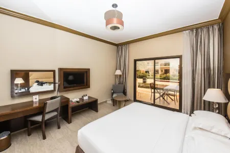 BM Beach Resort