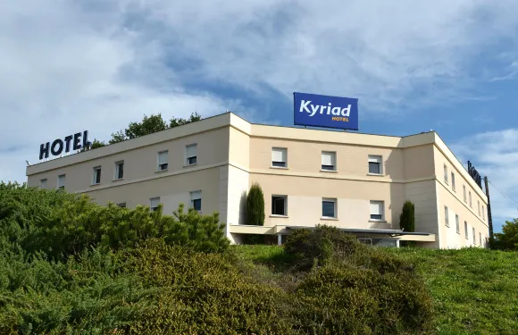 基里亞德布里夫拉蓋亞爾德西酒店