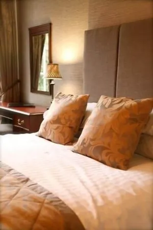 Shaw Hill Hotel Golf and Country Club