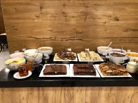 Best Western Plus Premium Inn - breakfast