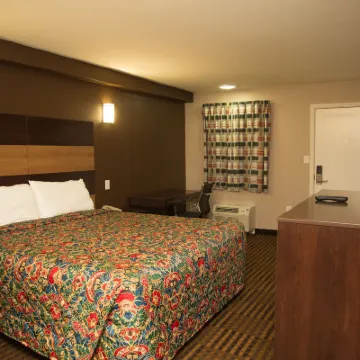 Executive Inn Hotels near Marian University
