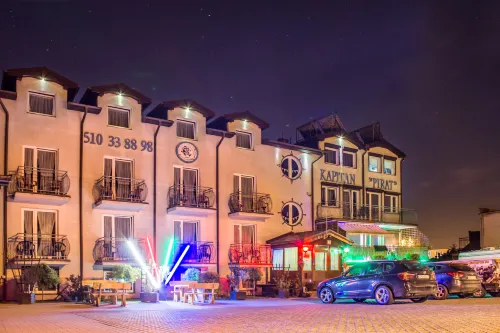 Kapitan Pirat Hotels in Chlapowo