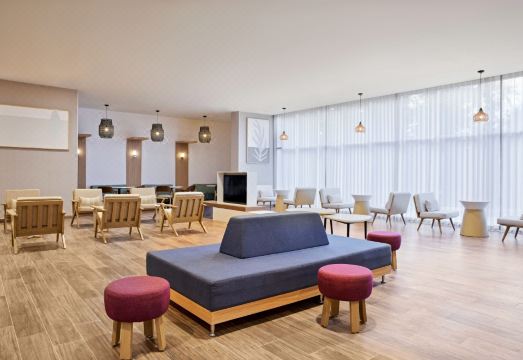 3. 레지던스 인 바..