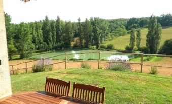 House with 2 Bedrooms in Molières, with Wonderful Lake View, Furnished Garden and Wifi