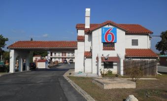 Econo Lodge San Antonio Northeast I-35