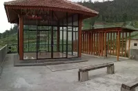 Punyan Resthouse Hotels in Ngargoyoso