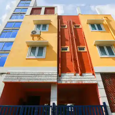 OYO Flagship Ayyans Residency Hotel Exterior