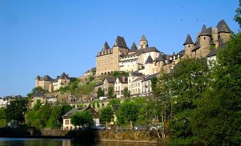 Logis Hôtel Teyssier