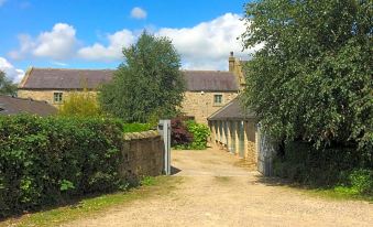 Hemples Lodge