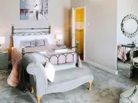 Coast Lodge Hotels in County Clare
