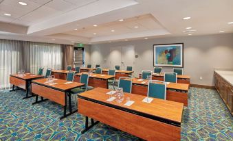 Hampton Inn & Suites Sacramento at Csus